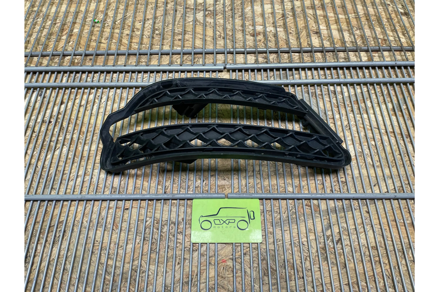 Mercedes-Benz S-Class W221 Front bumper right grill - bumper grill