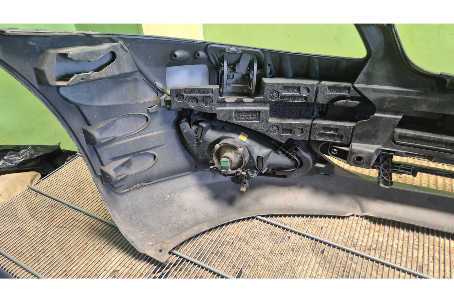 Mercedes-Benz S-Class W221 Front bumper with fog light - front bumper