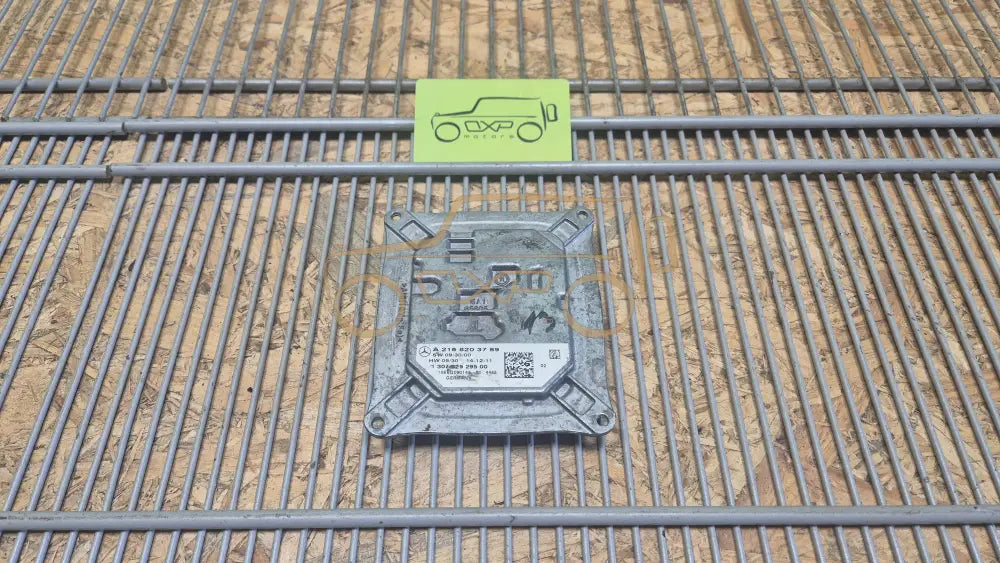 Mercedes-Benz S-Class W221 Headlight control unit module - headlight control