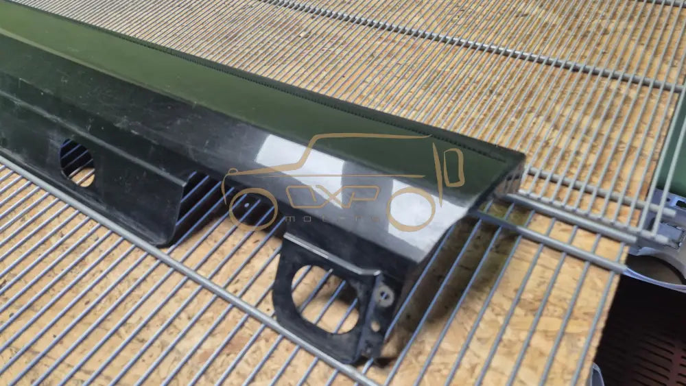 Mercedes-Benz S-Class W221 Left Side Skirt