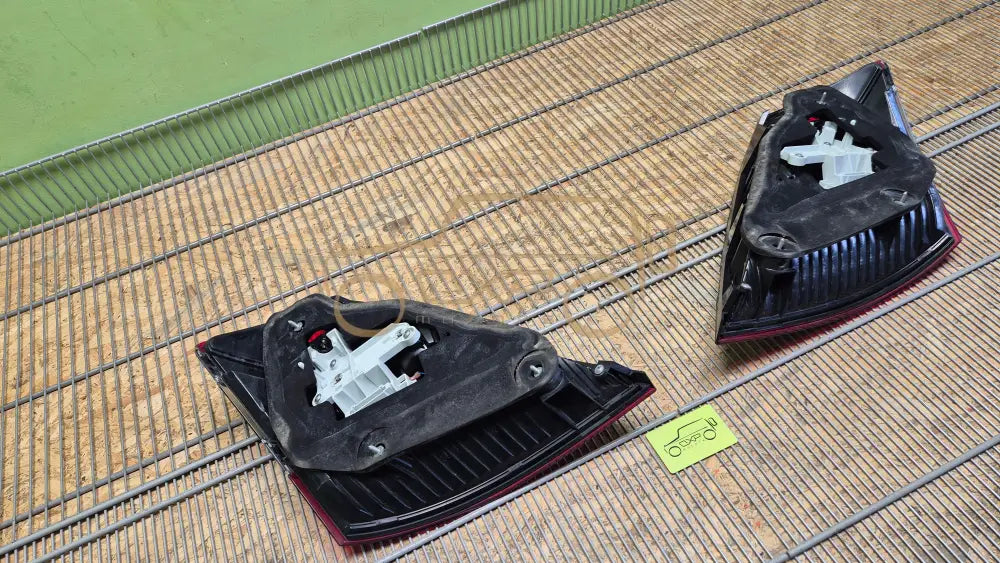 Mercedes-Benz S-Class W221 rear light set - rear light set