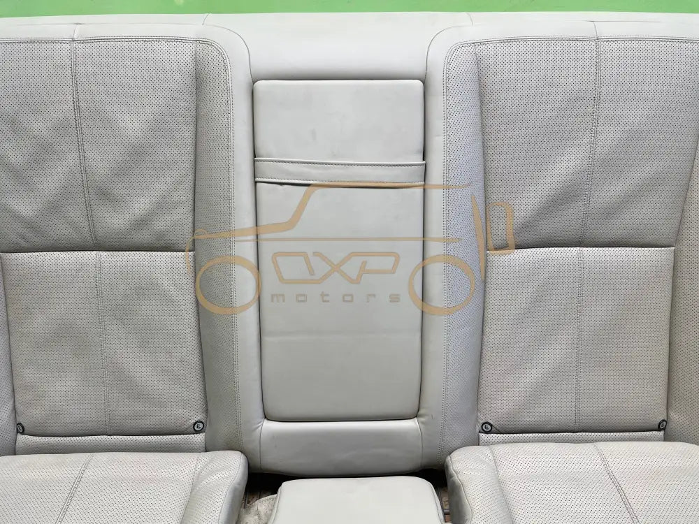 Mercedes-Benz S-Class W221 Rear seat - Rear seat