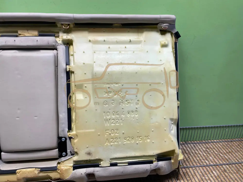 Mercedes-Benz S-Class W221 Rear seat - Rear seat