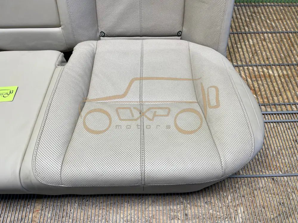 Mercedes-Benz S-Class W221 Rear seat - Rear seat