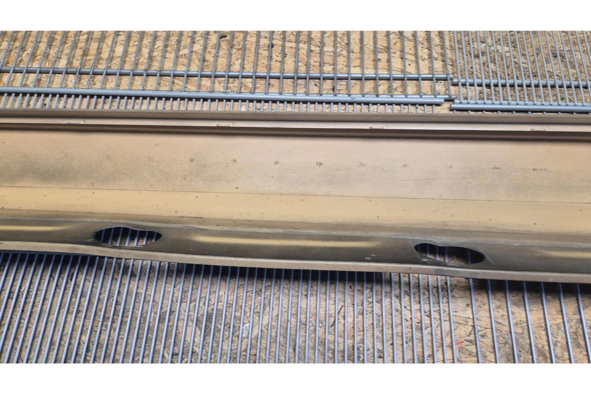 Mercedes-Benz S-Class W221 Right Side Skirt - side skirt