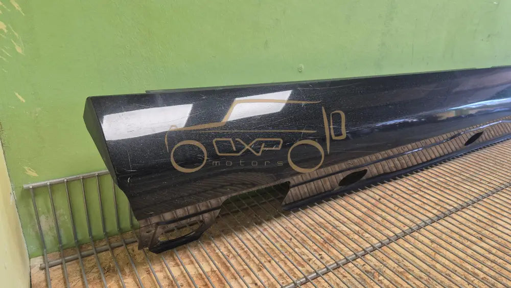 Mercedes-Benz S-Class W221 Right Side Skirt