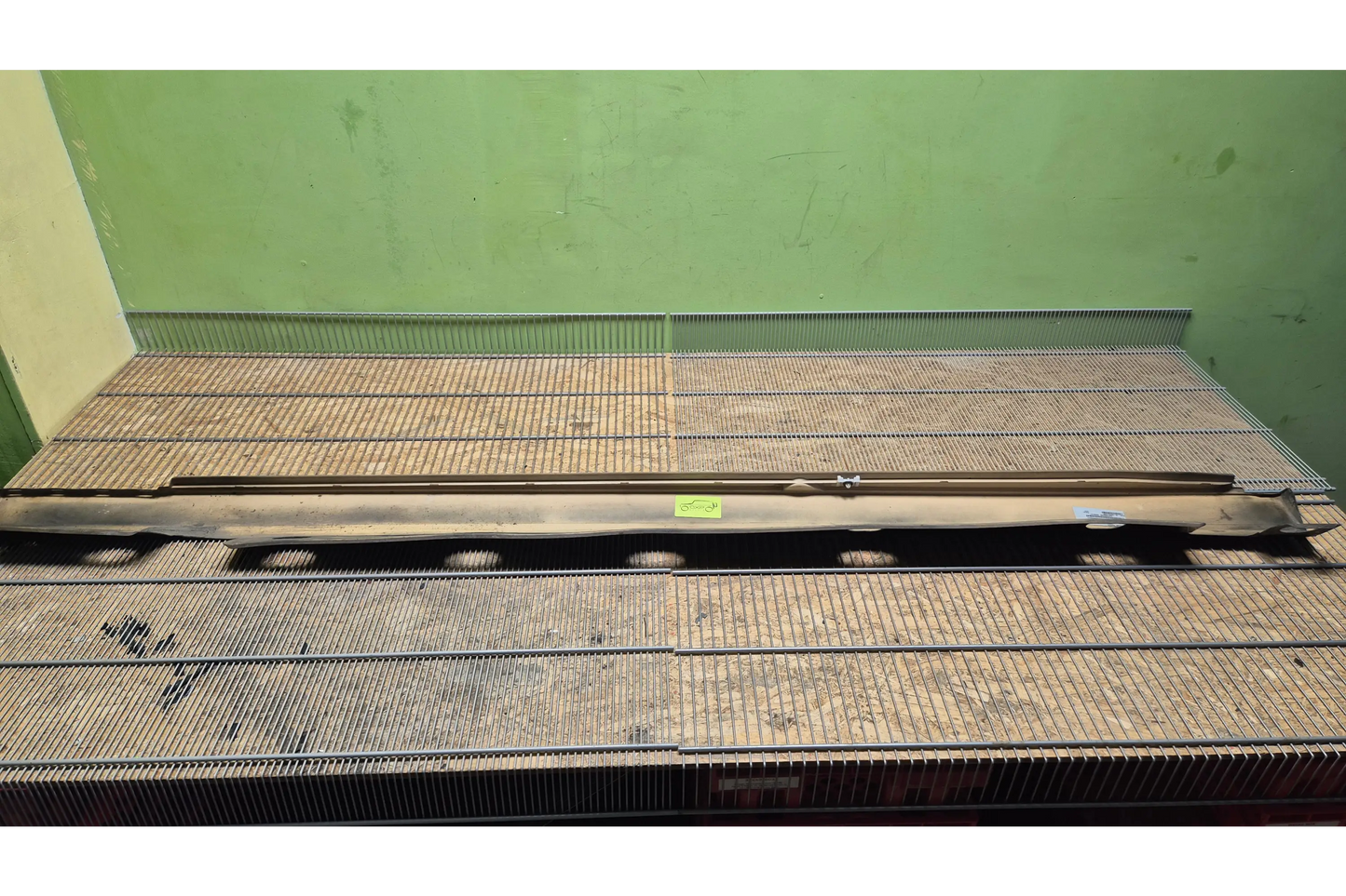 Mercedes-Benz S-Class W221 side skirt cover right - side skirt cover