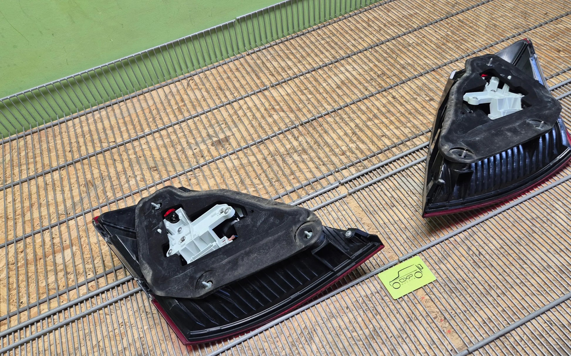 Mercedes-Benz S-Class W221 tail light set - tail light