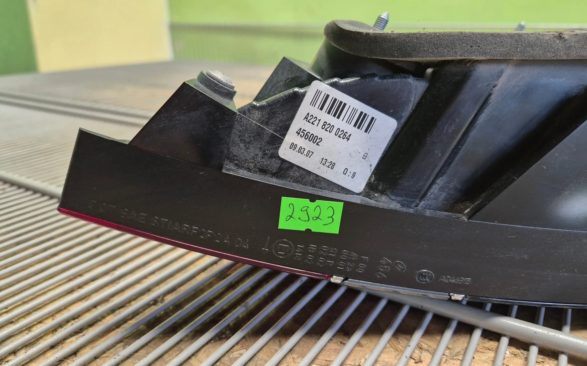 Mercedes-Benz S-Class W221 tail light set - tail light