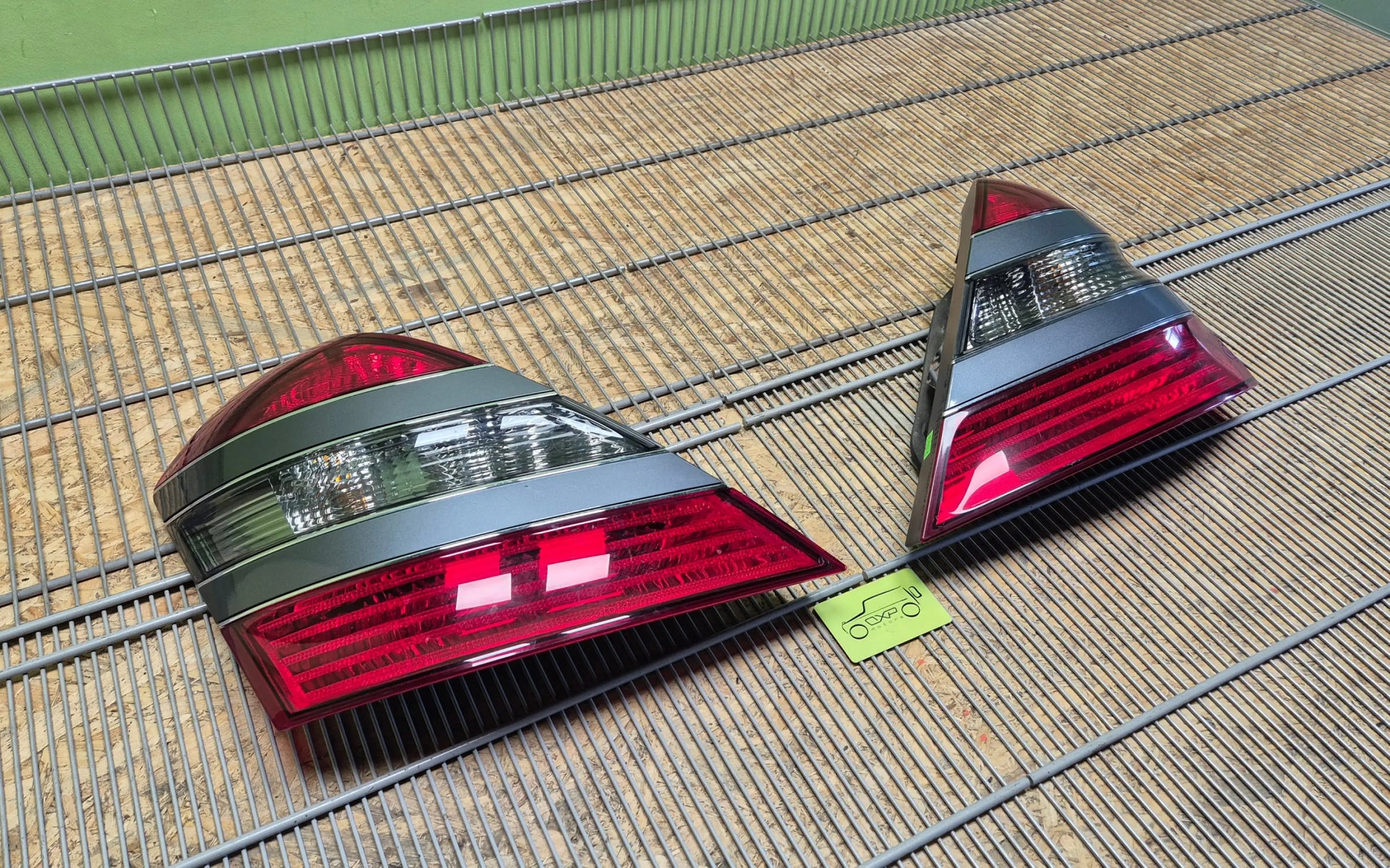 Mercedes-Benz S-Class W221 tail light set - tail light