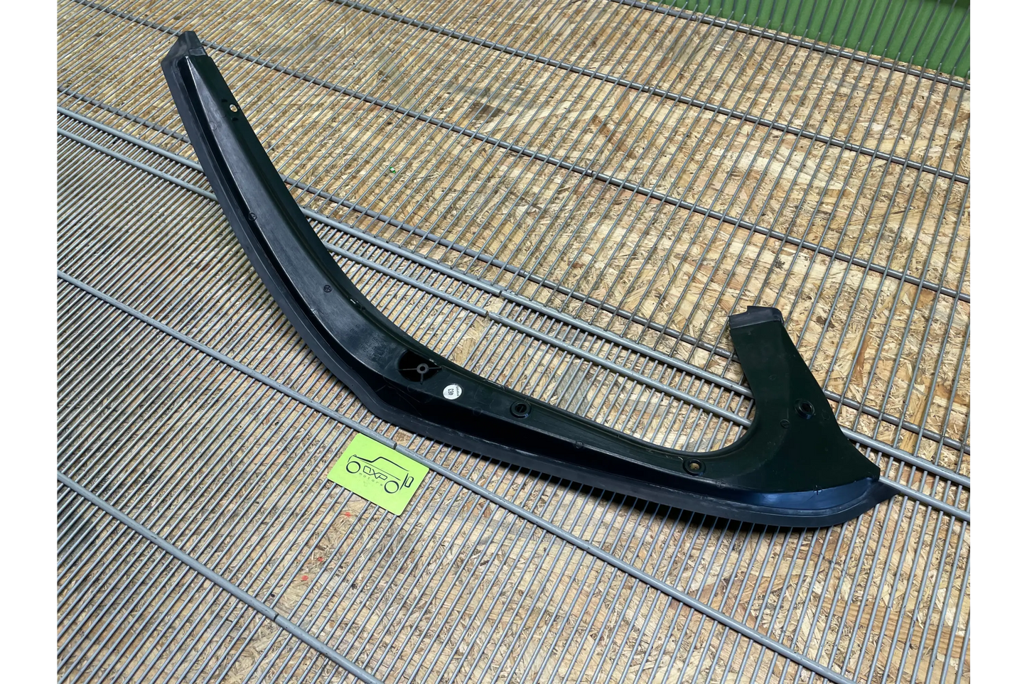 Mercedes-Benz S-Class W221 Trunk boot right trim - trim cover