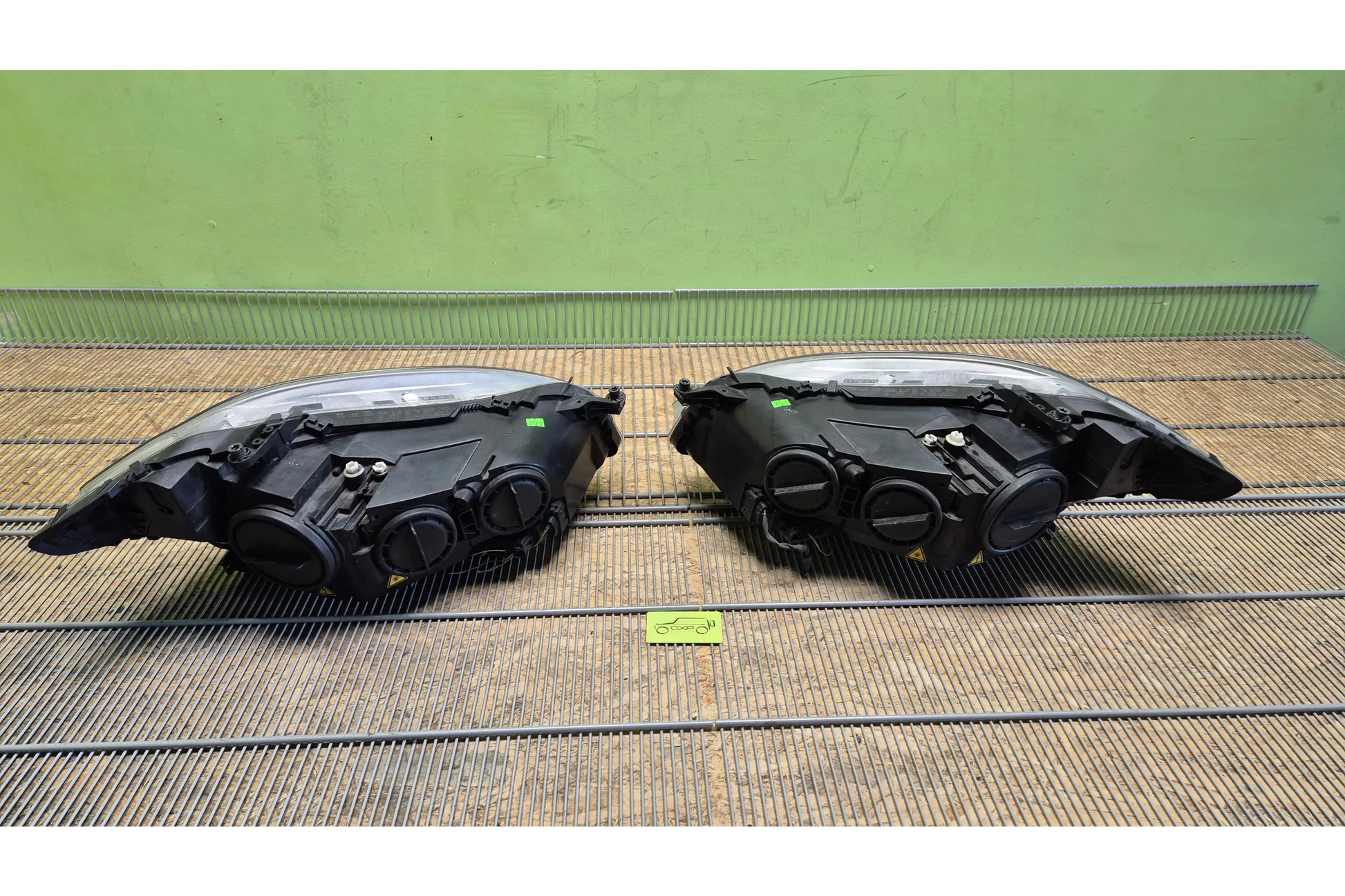 Mercedes-Benz S-Class W221 Xenon Headlight set - headlights