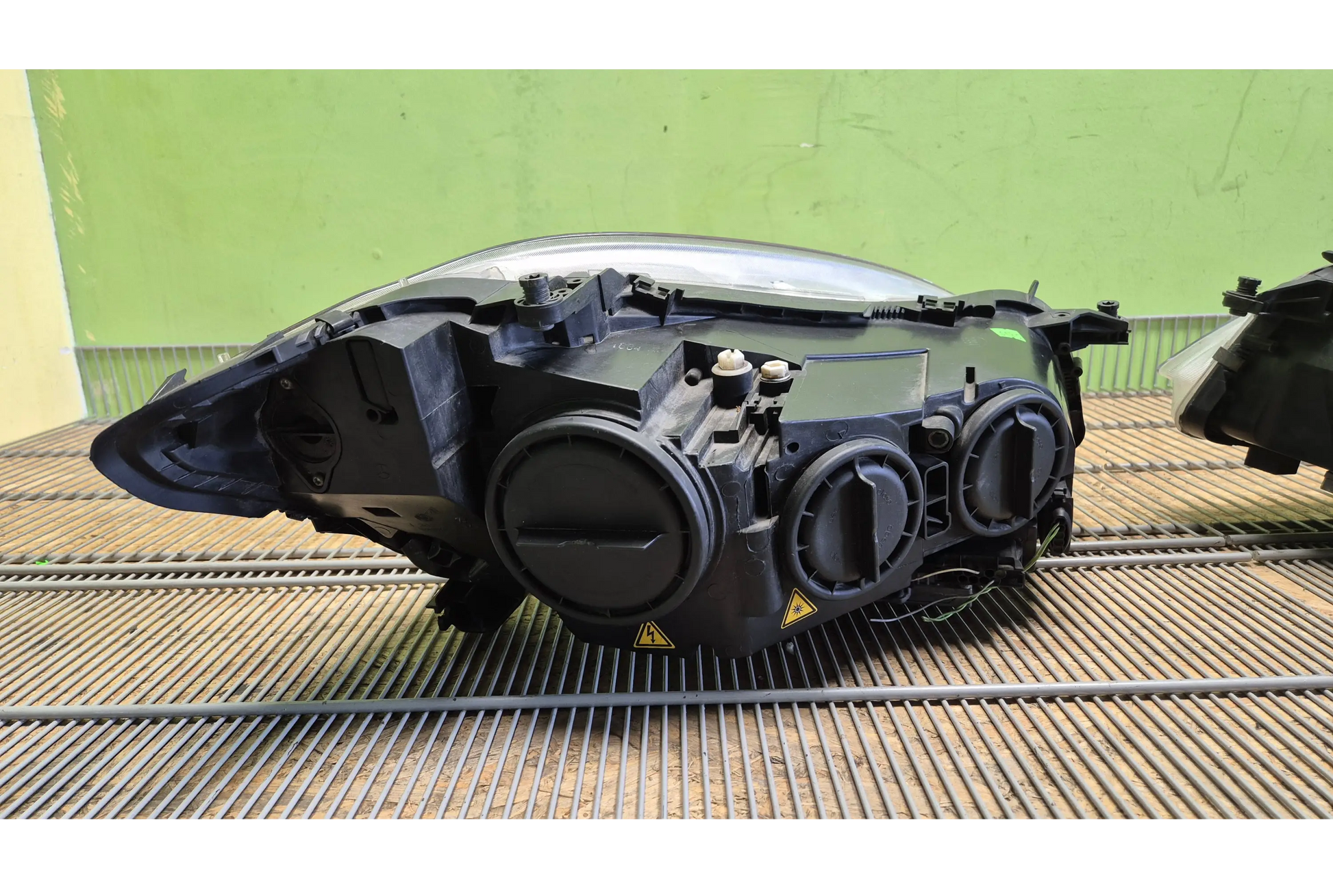 Mercedes-Benz S-Class W221 Xenon Headlight set - headlights