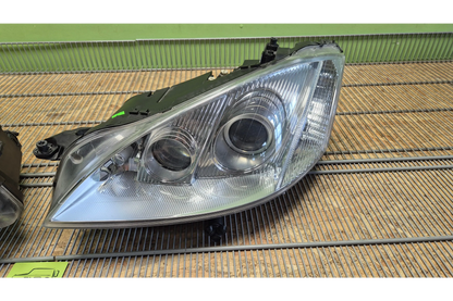 Mercedes-Benz S-Class W221 Xenon Headlight set - headlights
