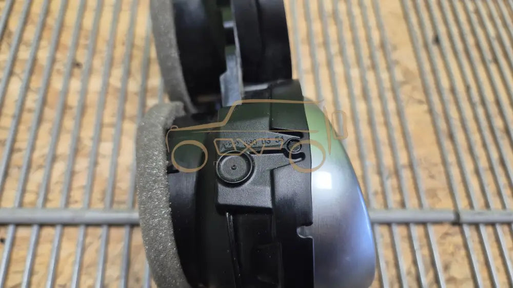 Mercedes-Benz S-Class W222 Center rear fresh air grill - air grill