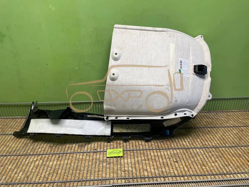 Mercedes-Benz S-Class W222 Rear right side panel trim - side panel trim