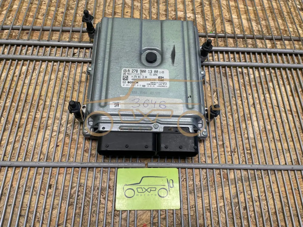 Mercedes-Benz SL-Class Engine control unit - engine control