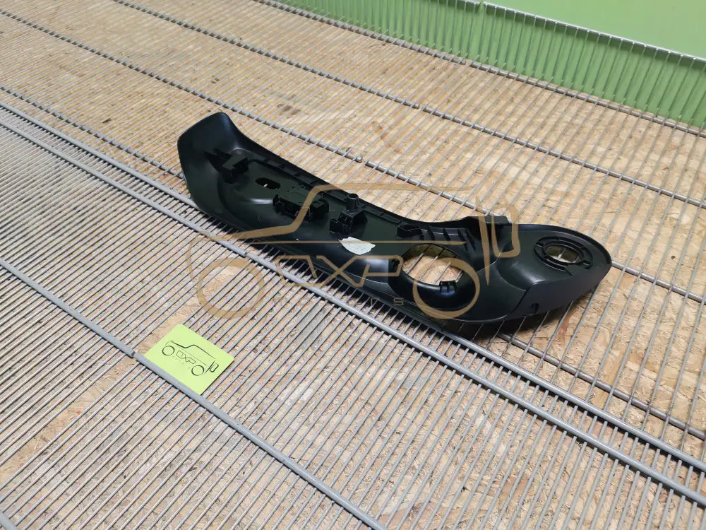 Mercedes-Benz V-Class W447 FRONT RIGHT SIDE SEAT OUTER SWITCH TRIM - switch trim