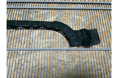 Mercedes-Benz V-Class W447 Left Right Bumper Bracket - bumper bracket