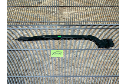 Mercedes-Benz V-Class W447 Left Right Bumper Bracket - bumper bracket