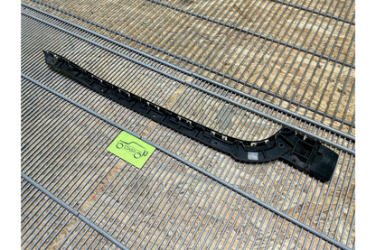 Mercedes-Benz V-Class W447 Left Right Bumper Bracket - bumper bracket