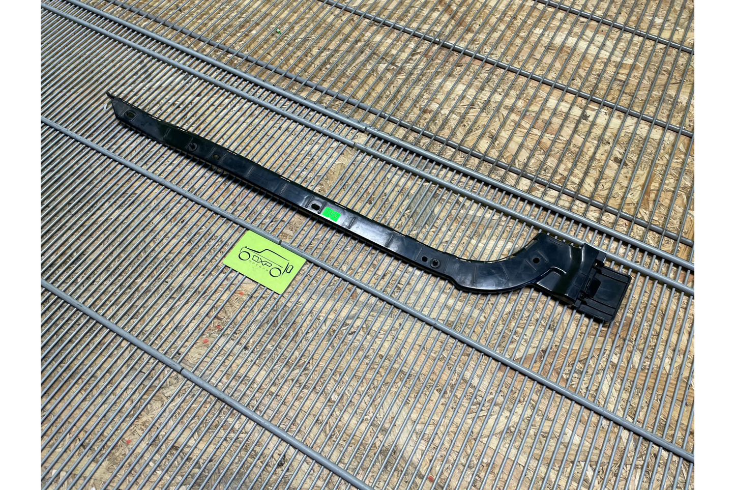 Mercedes-Benz V-Class W447 Rear Right Bumper Bracket - bumper bracket