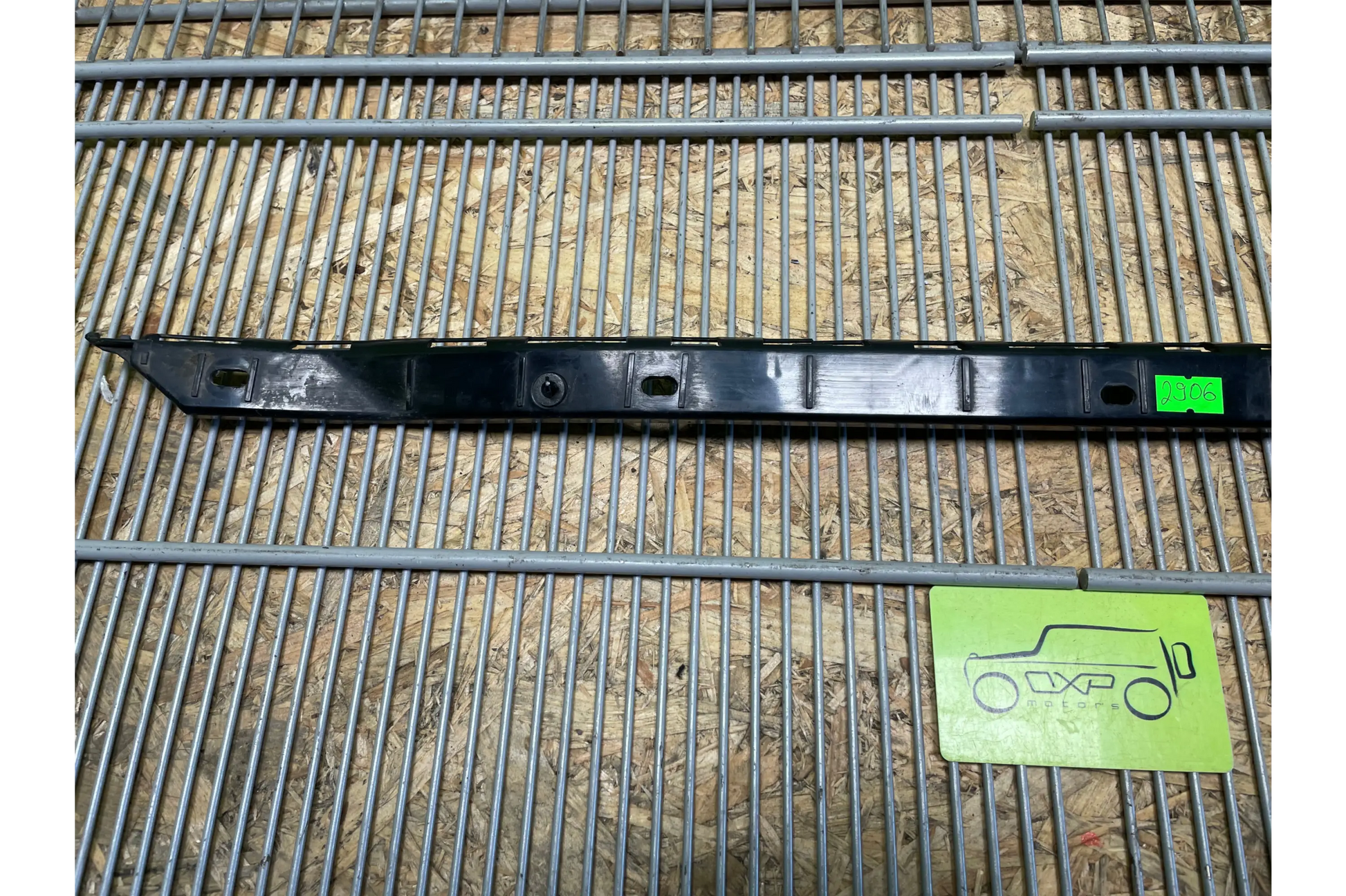 Mercedes-Benz V-Class W447 Rear Right Bumper Bracket - bumper bracket