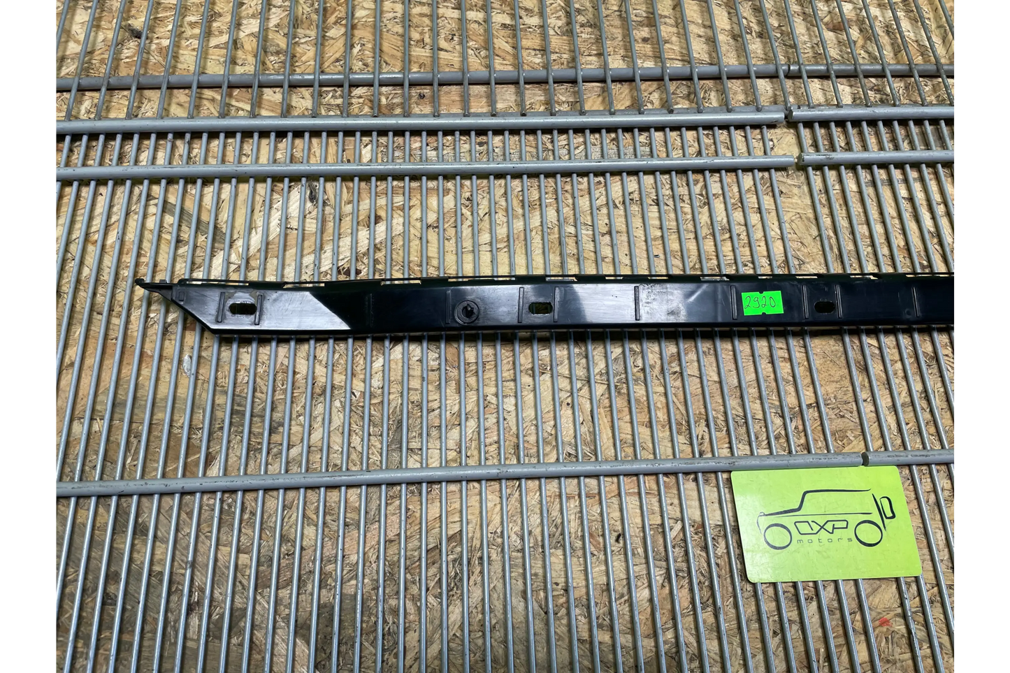 Mercedes-Benz V-Class W447 Rear Right Bumper Bracket - bumper bracket