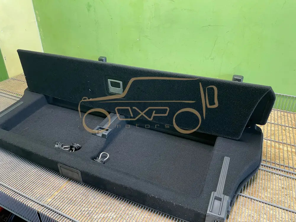 Mercedes-Benz V-Class W447 Trunk bottom trim panel - trim panel