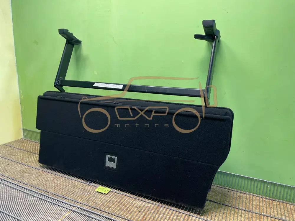 Mercedes-Benz V-Class W447 Trunk bottom trim panel - trim panel