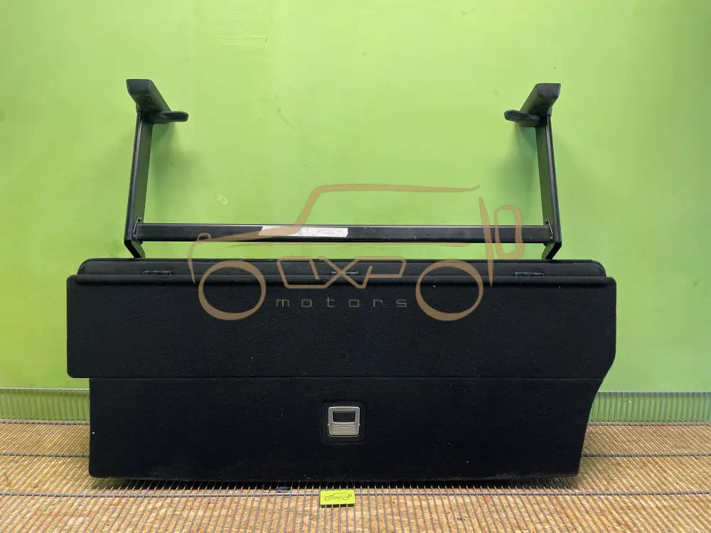 Mercedes-Benz V-Class W447 Trunk bottom trim panel - trim panel