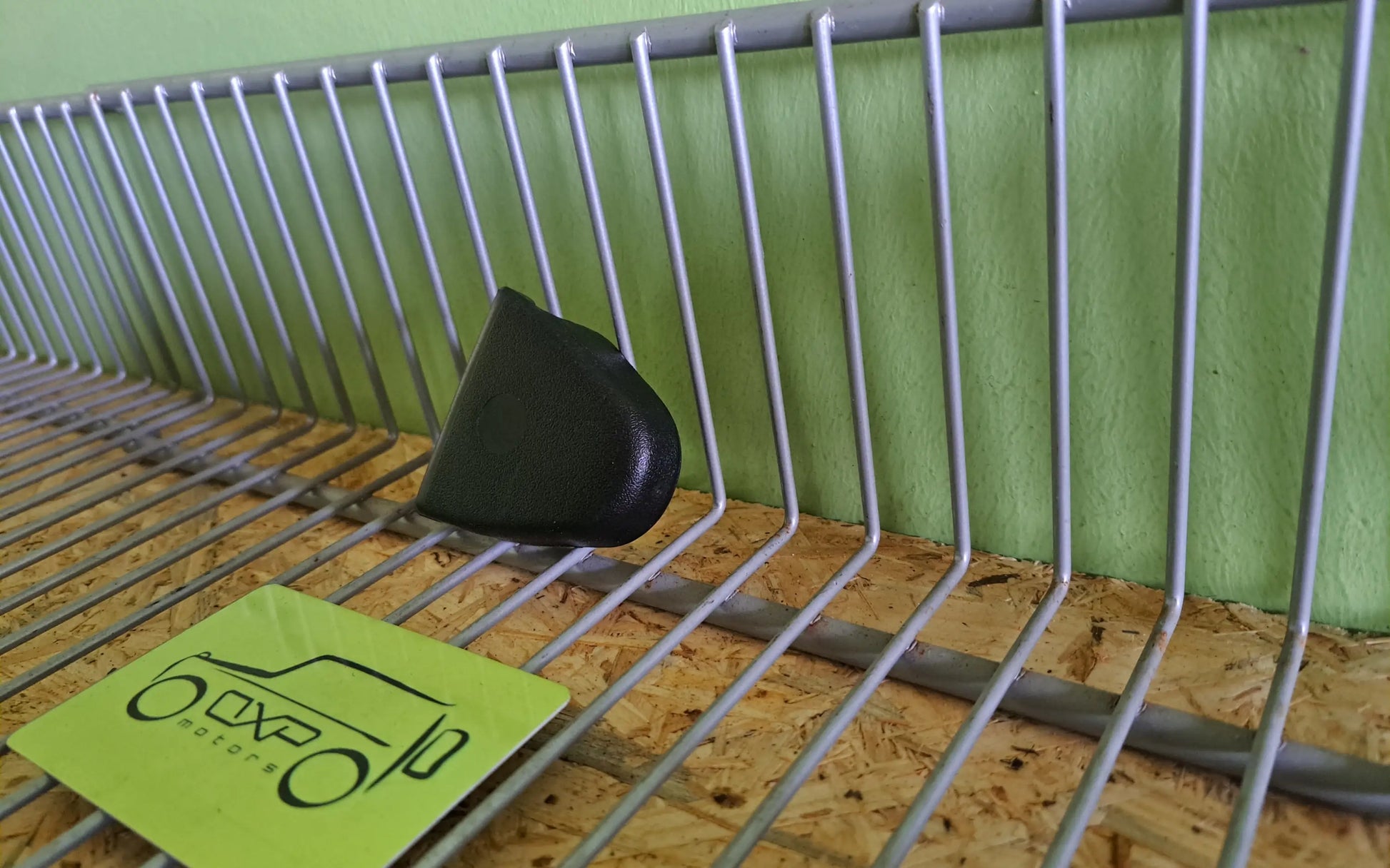 Mercedes-Benz W115 Seat belt trim - seat belt trim