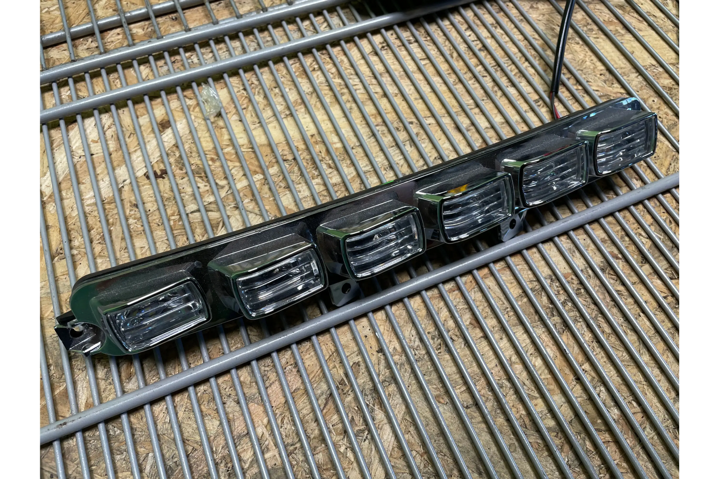 Mercedes-Benz W463 G65/G63 Front bumper lip LED - lip led