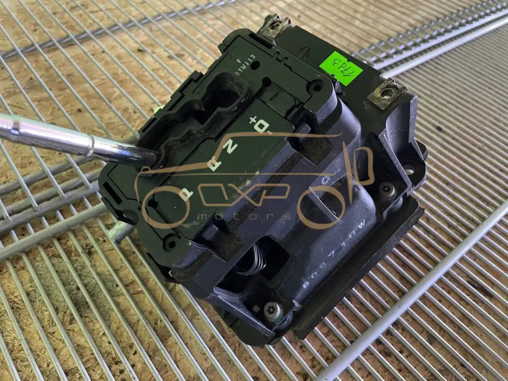 Mercedes-Benz W463 Gear Shift Mechanism