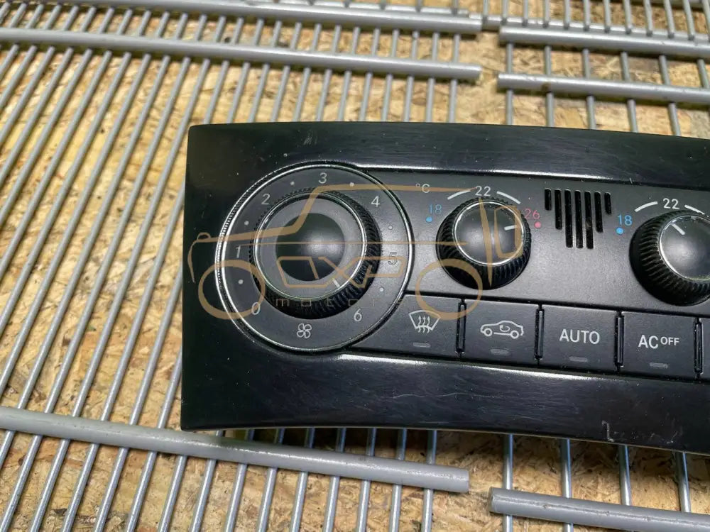 Mercedes C-Class W203 Air Conditioning Control Unit