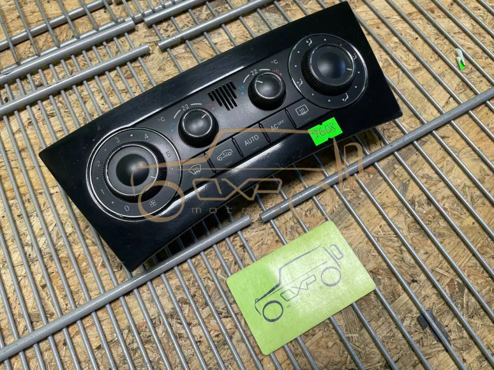 Mercedes C-Class W203 Air Conditioning Control Unit