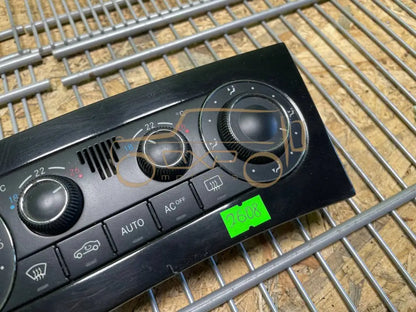 Mercedes C-Class W203 Air Conditioning Control Unit