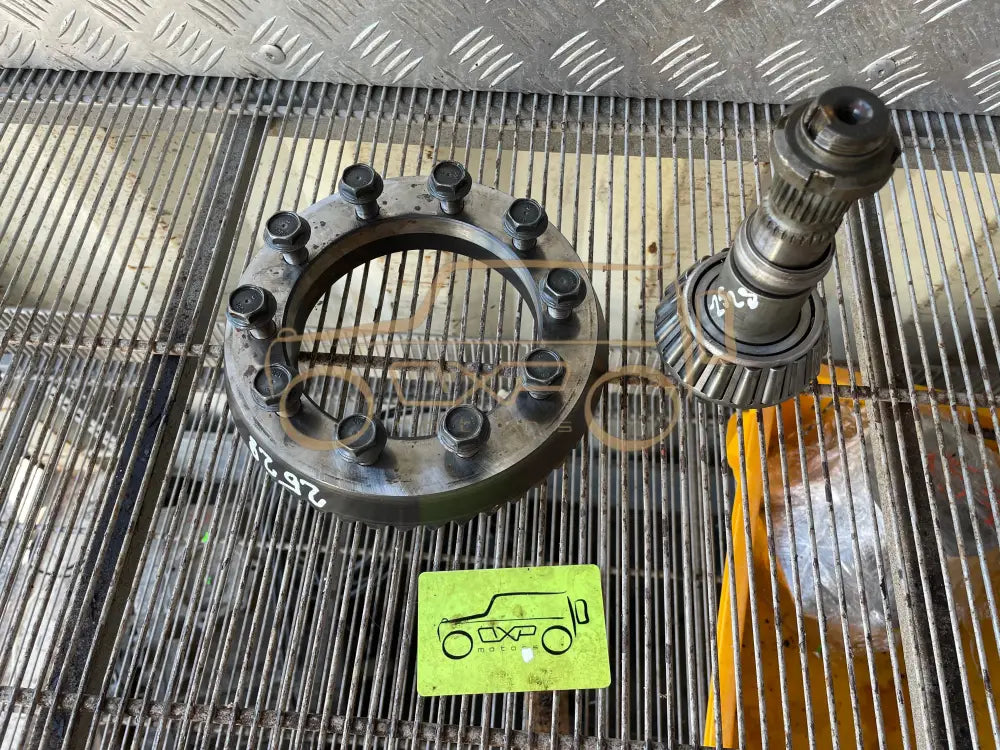 Mercedes G-Class Rear ring gear and pinion 44:9
