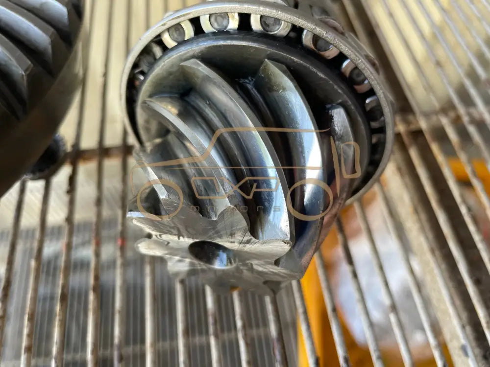 Mercedes G-Class Rear ring gear and pinion 44:9