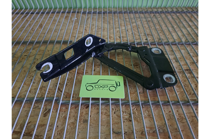Mercedes W251 Halterung für Motorhaubenscharnier/Hood bonnet hinge support - hood bonnet