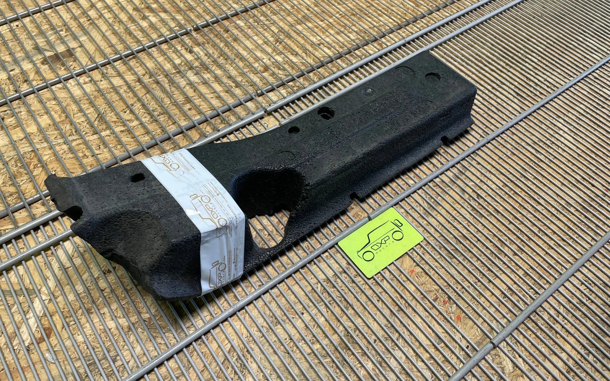 Mersedes-Benz S-Class W140 Absorber bumper left - absorber bumper