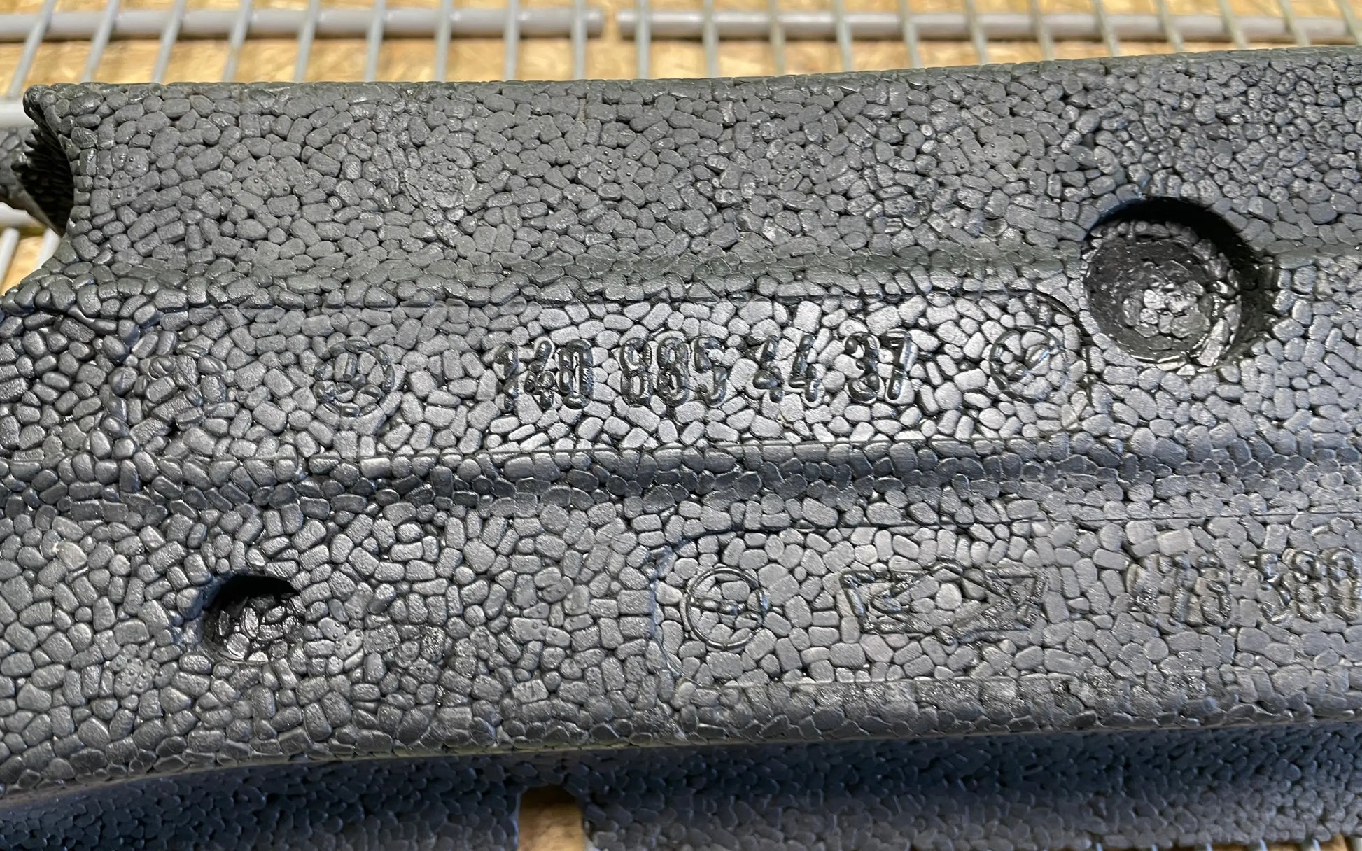 Mersedes-Benz S-Class W140 Absorber bumper right - absorber bumper