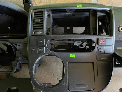 Volkswagen Multivan T5 Dashboard