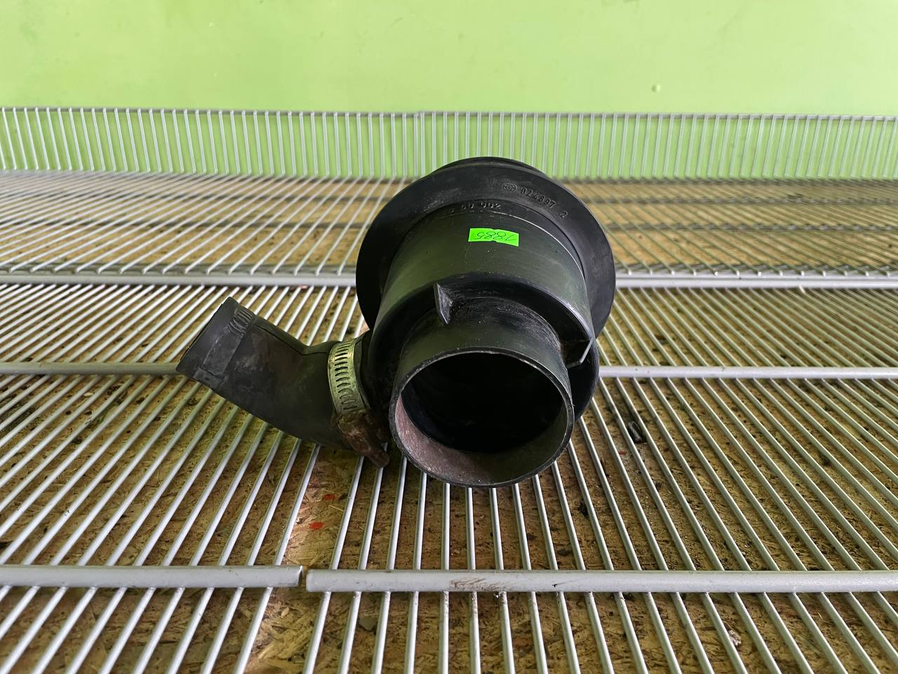 Mercedes-Benz G-Class W463 Air Cleaner