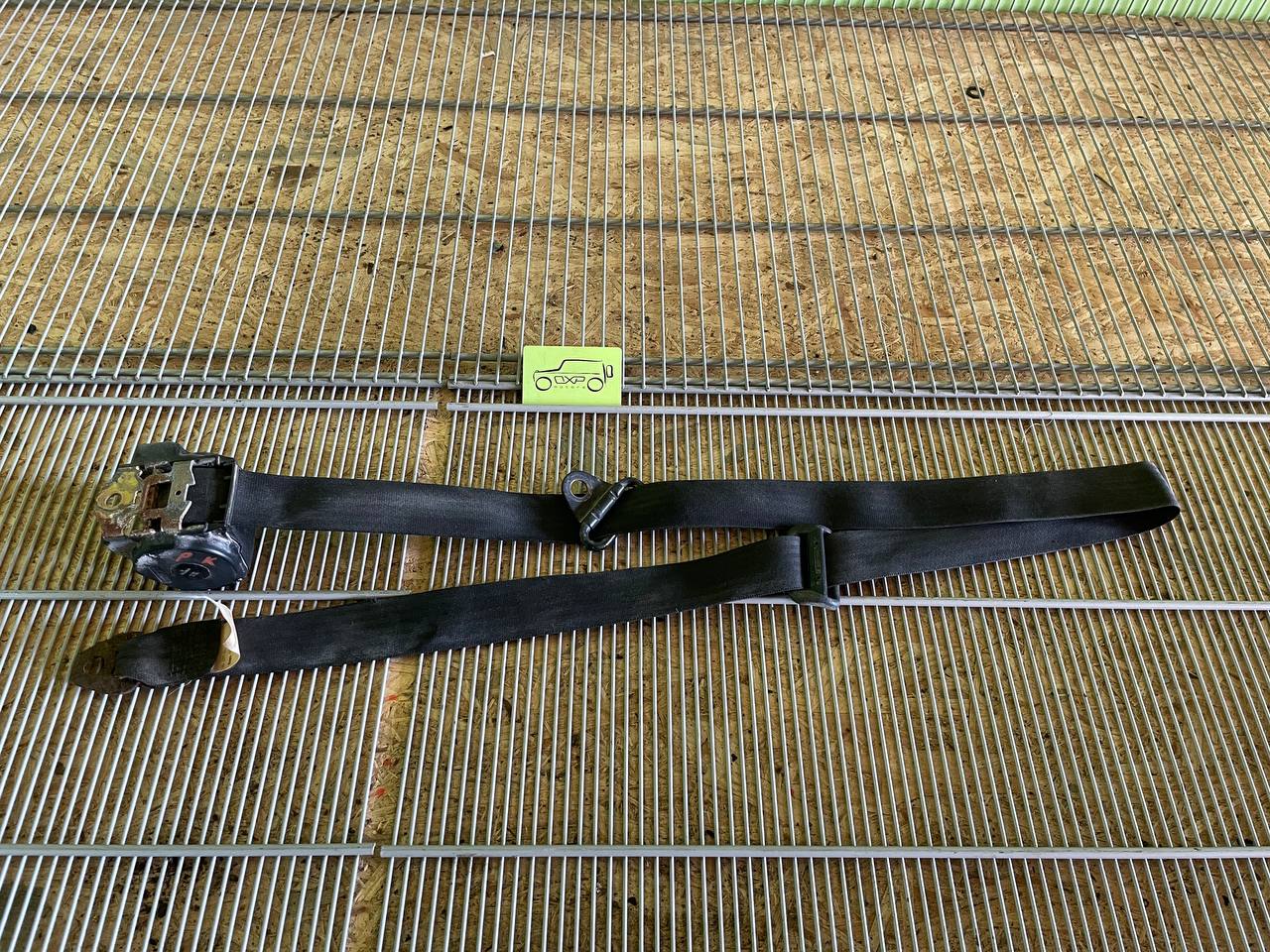 Mercedes-Benz G-Class W463 G350 Front Left Seat Belt