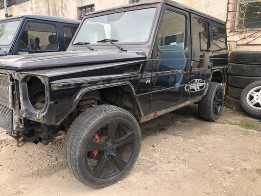 Mercedes-Benz G-Class R20 GMP Italy black wheels