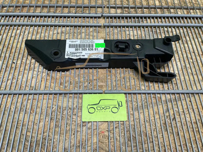 Porsche 911 991 Front right bumper bracket - bumper bracket