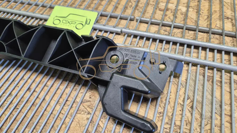 Porsche 911 991 Left bumper bracket - bumper bracket