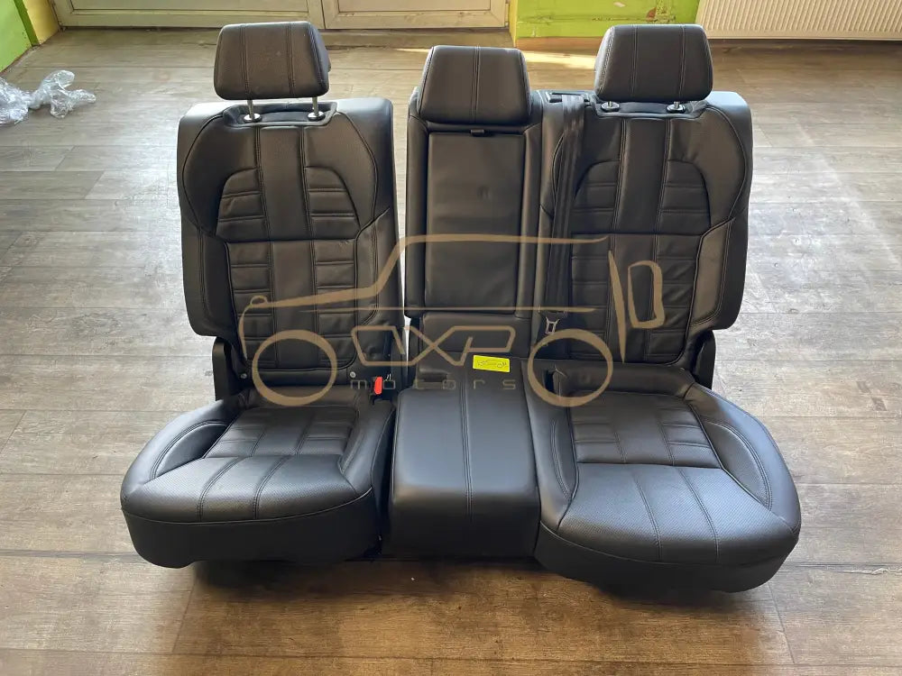 Range Rover Evoque Rear Seats Black Leather Facelift - Rear seat
