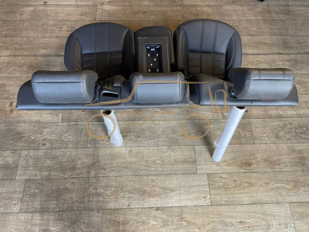 Range Rover Evoque Rear Seats Black Leather Facelift - Rear seat